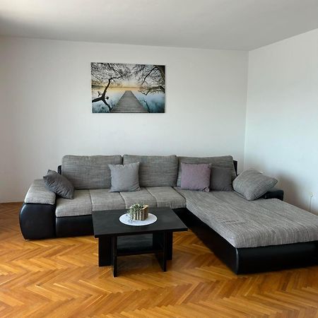 Helen Apartments Crikvenica Eksteriør bilde