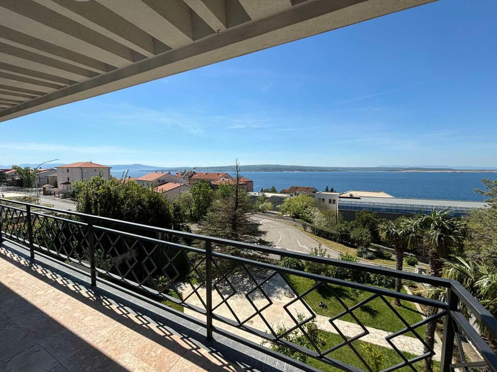 Helen Apartments Crikvenica Eksteriør bilde