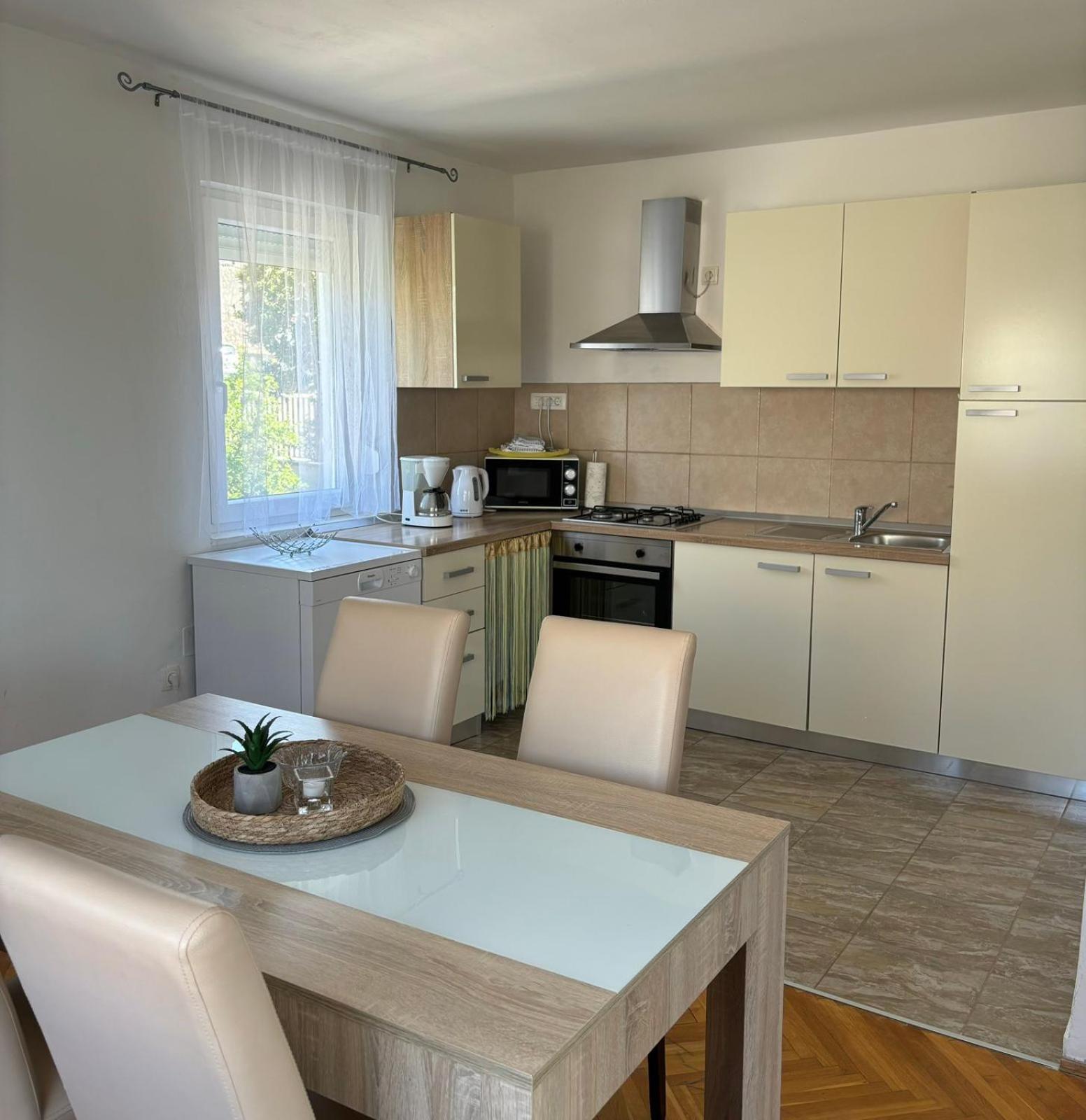 Helen Apartments Crikvenica Eksteriør bilde