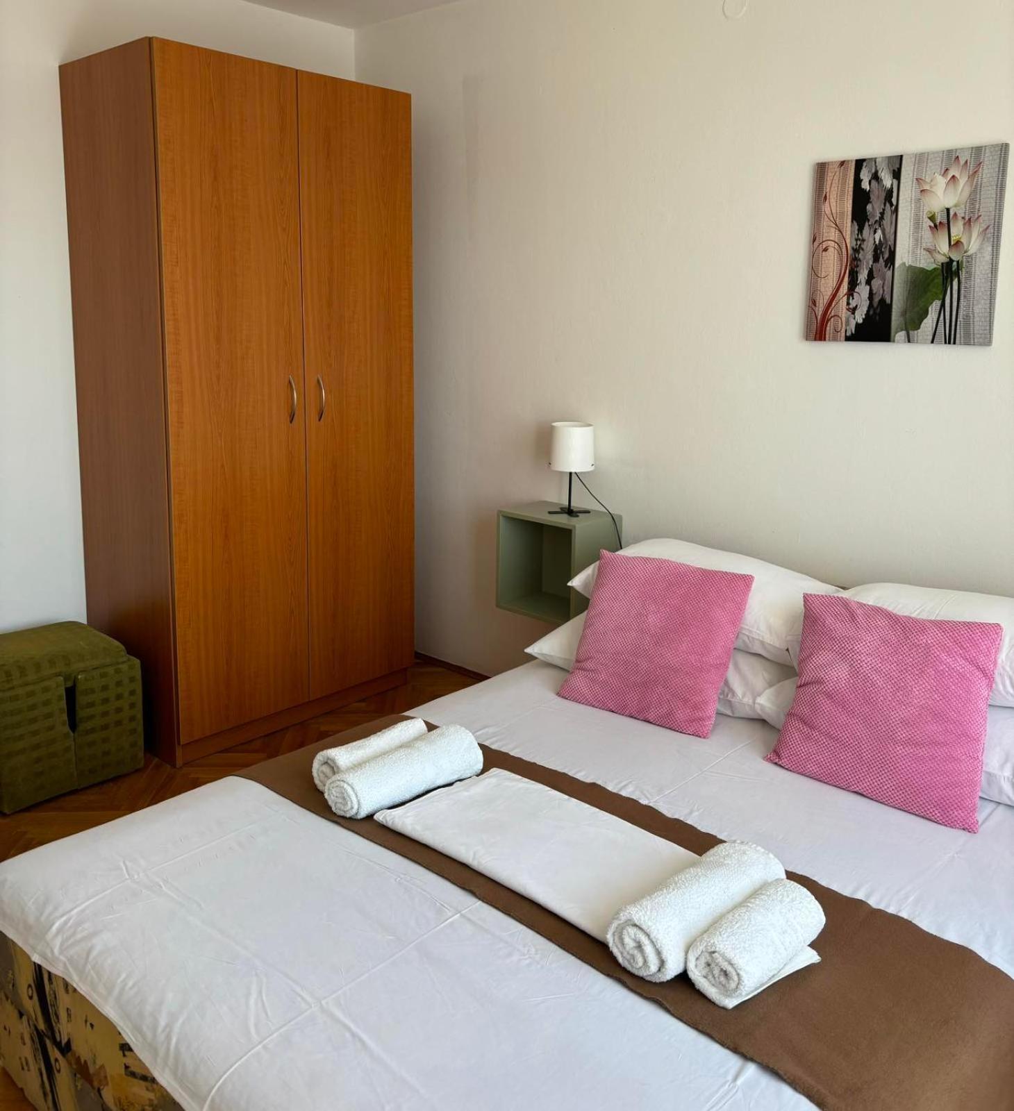 Helen Apartments Crikvenica Eksteriør bilde