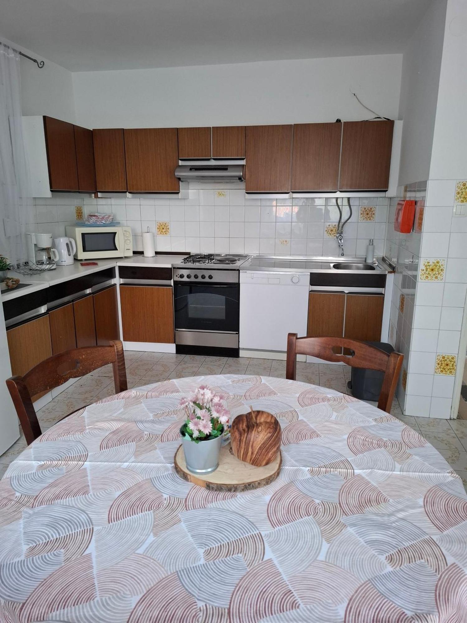 Helen Apartments Crikvenica Eksteriør bilde